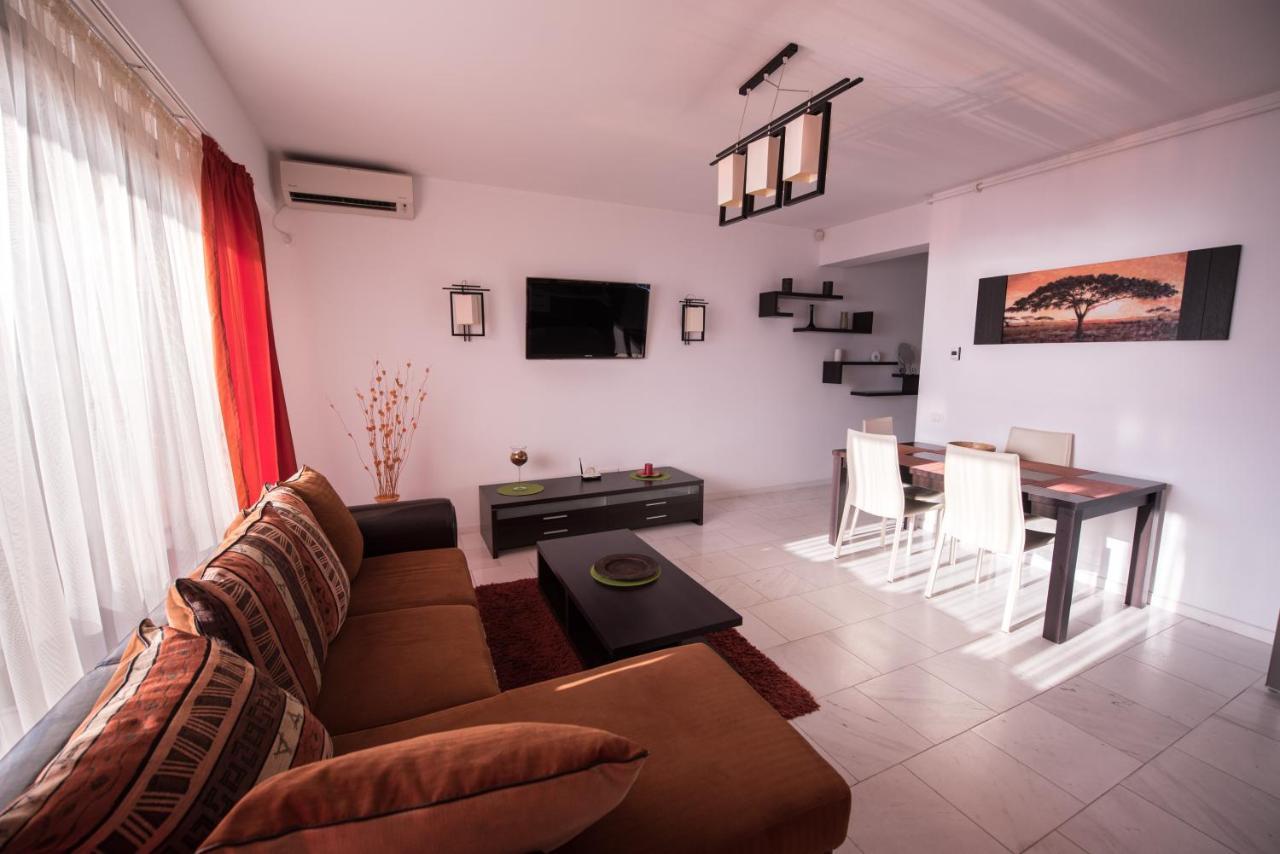 Sns Apartament In Vila Sophia Mamaia Exterior foto